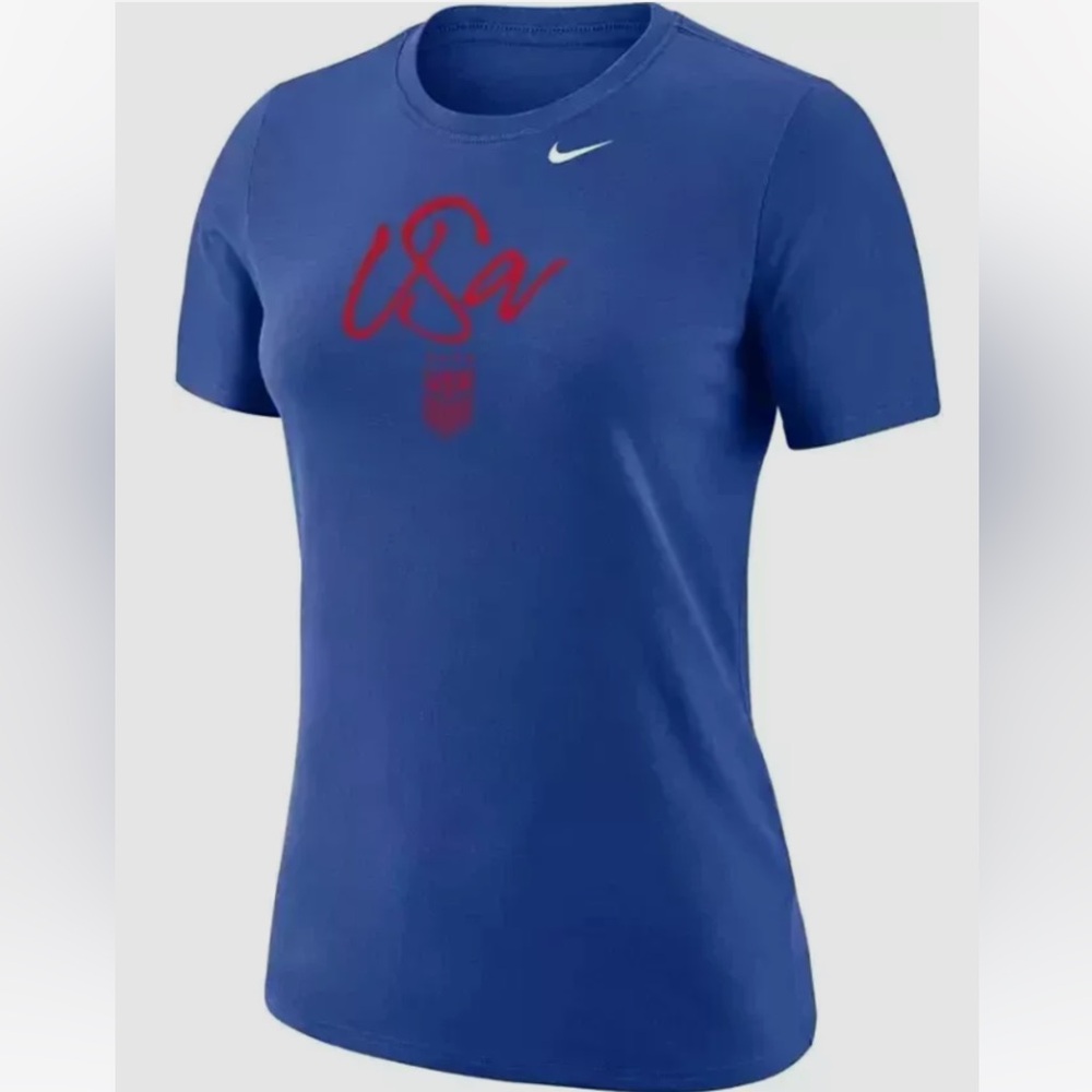 NWT women’s XL NIKE USA shirt.